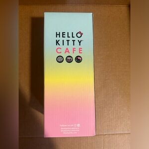 Hello Kitty Cafe Thermal Stainless Steel Water Bottle. 32 oz.